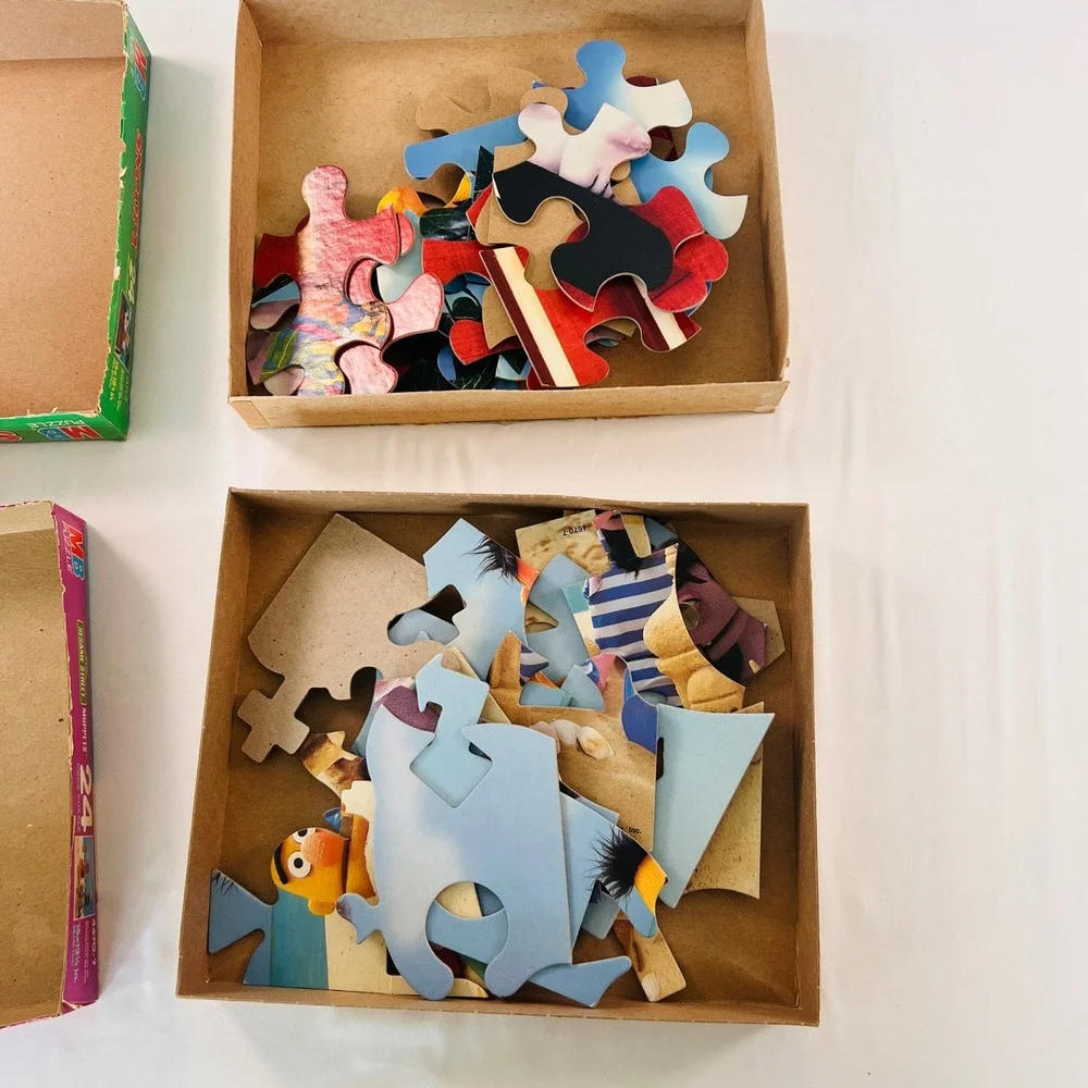 Vintage Milton Bradley MB 24 Piece Puzzle Lot Snoopy Peanuts Sesame Street Ernie